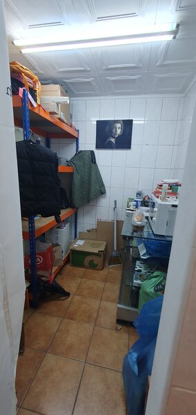 Drumul Taberei, spatiu comercial, 51 mp, scara intabulata